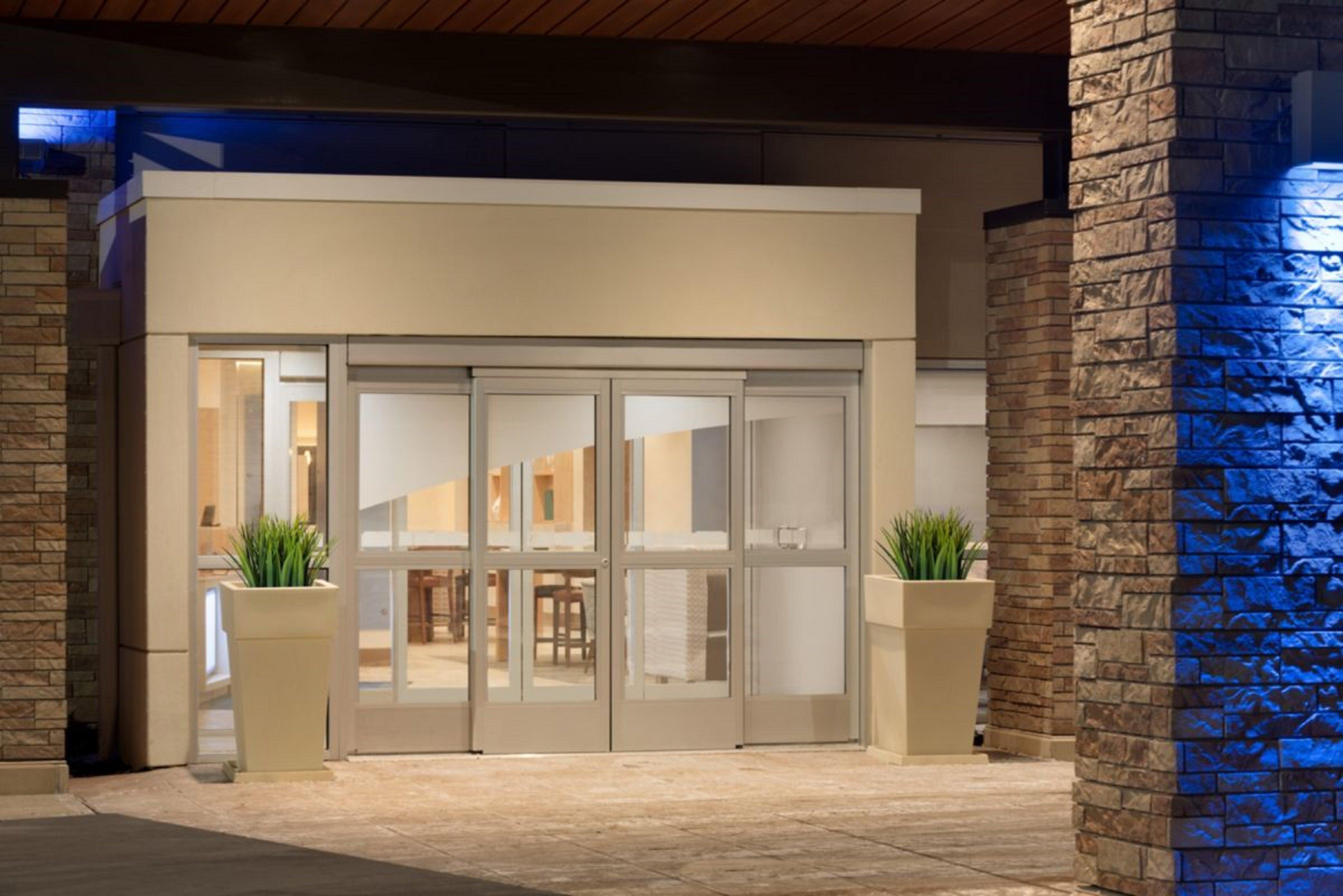 Holiday Inn Express & Suites Phoenix - Tempe, An Ihg Hotel Exterior photo